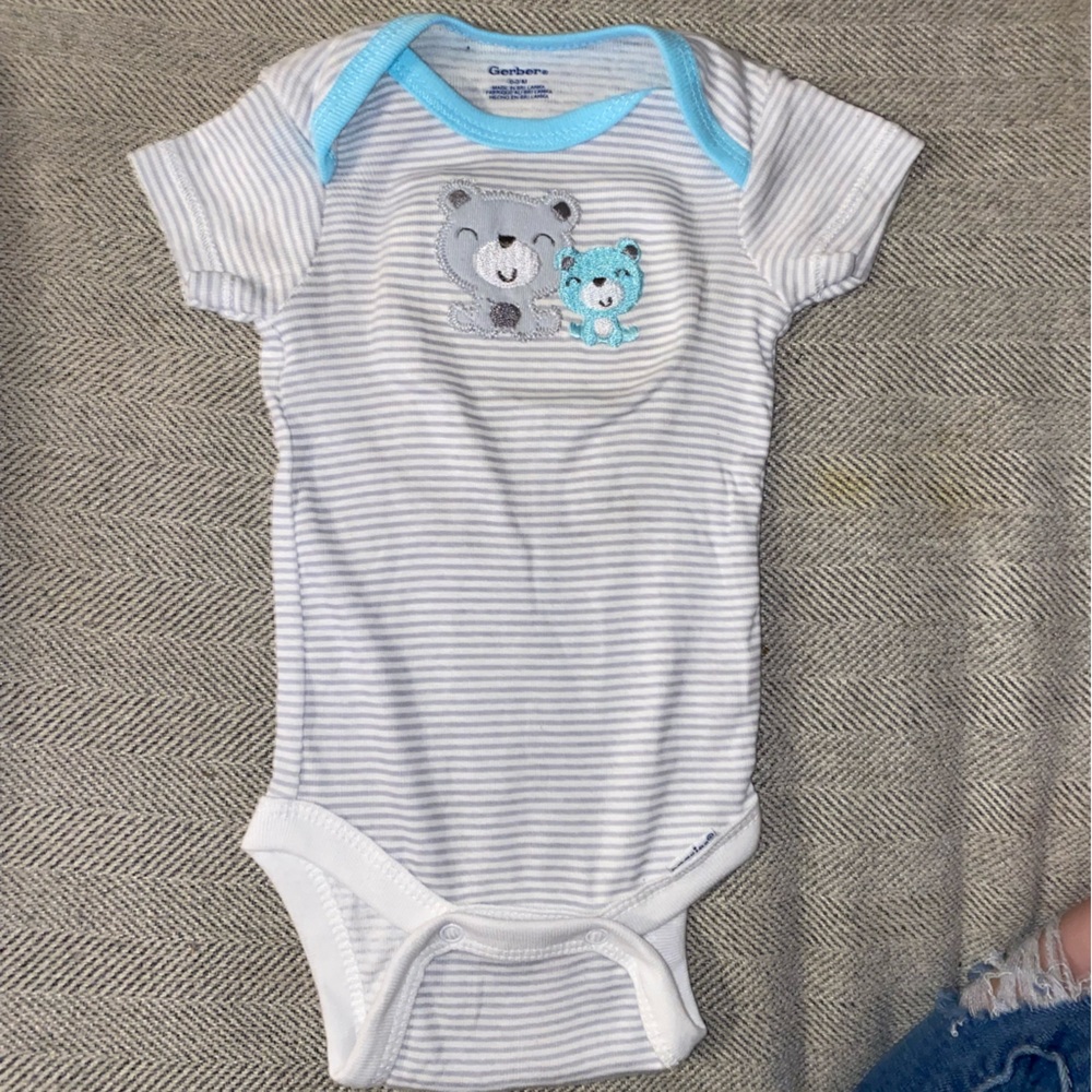 Gerber 0-3M bodysuit